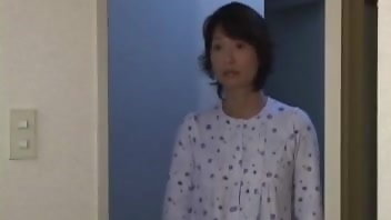 Japanese Mom 