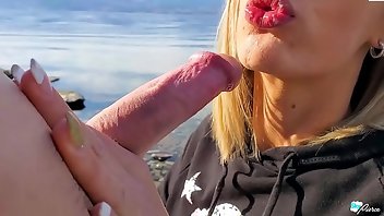 Canadian Outdoor Blowjob Doggystyle 