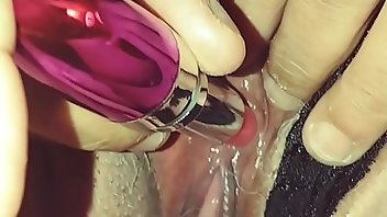 Rubber Fingering Wet Squirt 