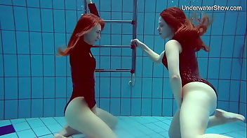Underwater Solo Big Tits 
