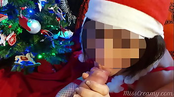 Xmas Stockings Cumshot MILF 